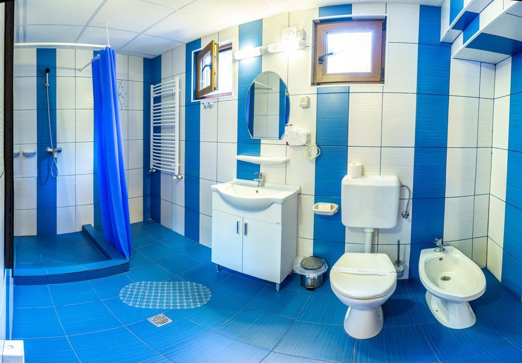 Pensiunea Casa Verde Bucuresti ภายนอก รูปภาพ