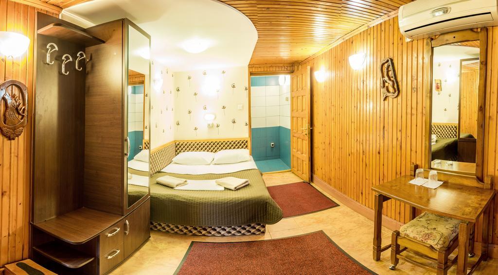 Pensiunea Casa Verde Bucuresti ภายนอก รูปภาพ